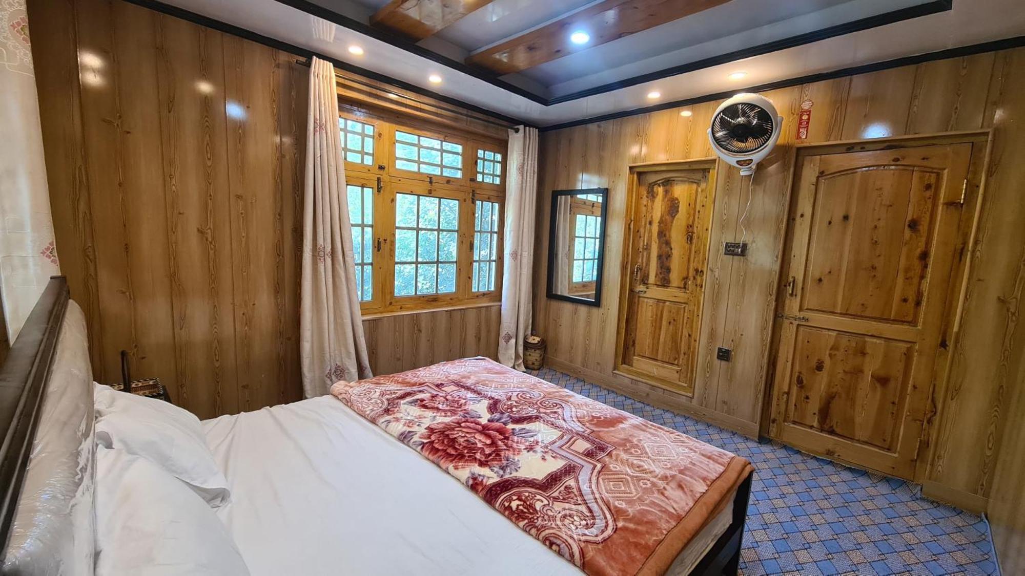 Rus Olive Lodge Skardu Chambre photo